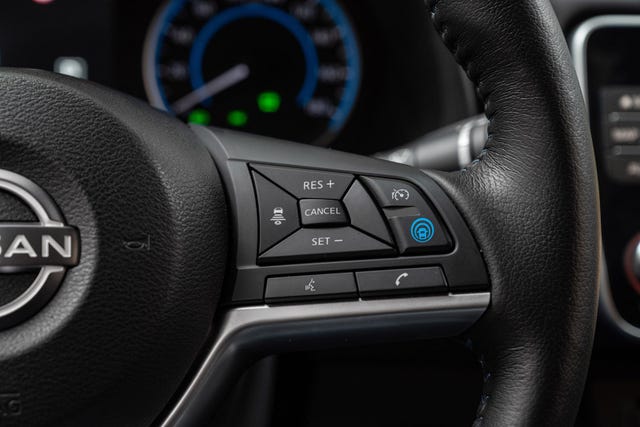 2022 NISSAN LEAF - 13