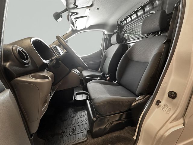 2019 NISSAN E-NV200 - 18