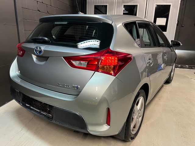 2013 TOYOTA AURIS - 15