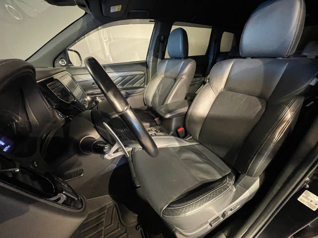 2020 MITSUBISHI OUTLANDER - 12