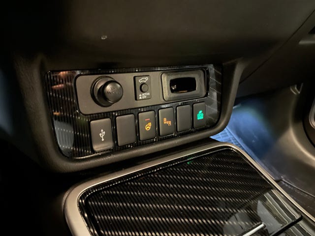 2020 MITSUBISHI OUTLANDER - 19