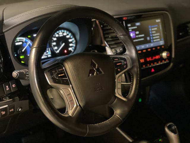 2020 MITSUBISHI OUTLANDER - 13