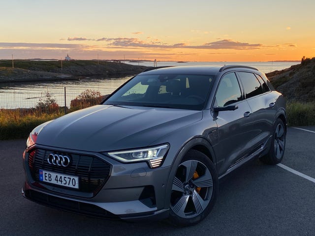 WAUZZZGE0LB019172 2020 AUDI E-TRON-0