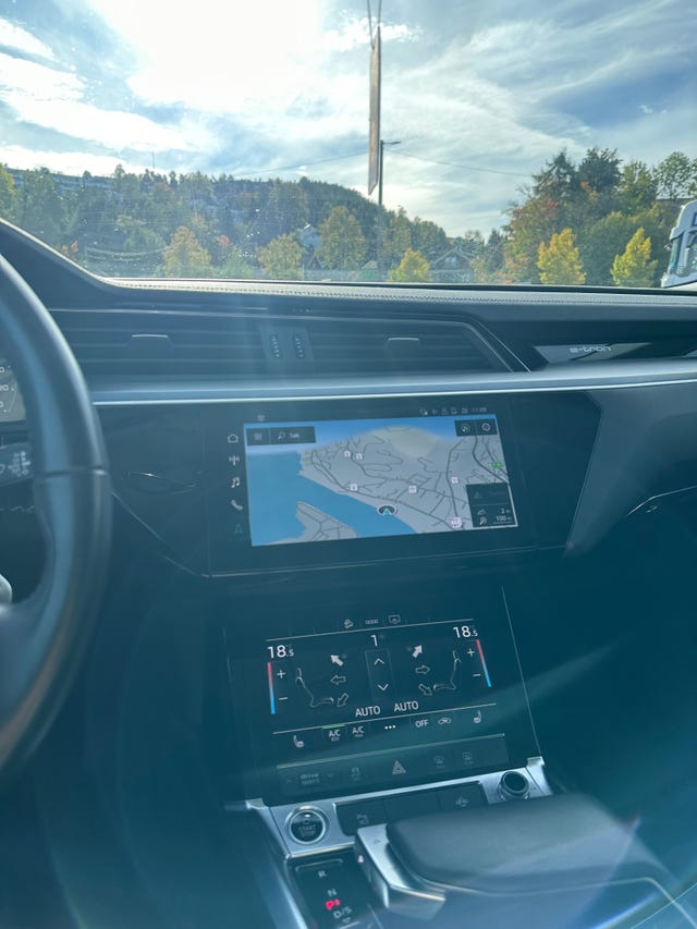 2021 AUDI E-TRON - 18