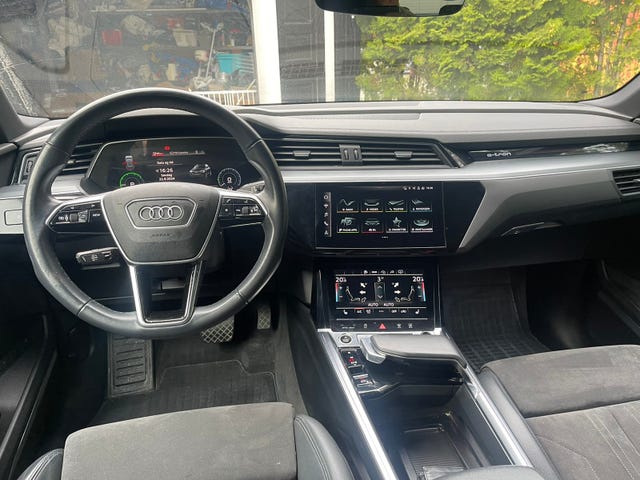 2021 AUDI E-TRON - 24