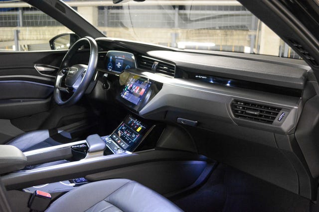 2020 AUDI E-TRON - 14