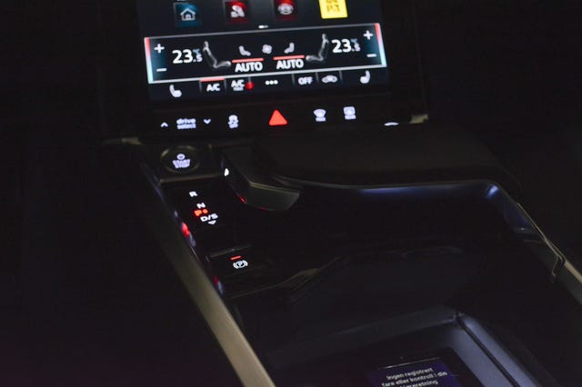 2020 AUDI E-TRON - 18