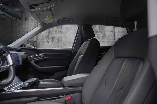 2020 AUDI E-TRON - 13