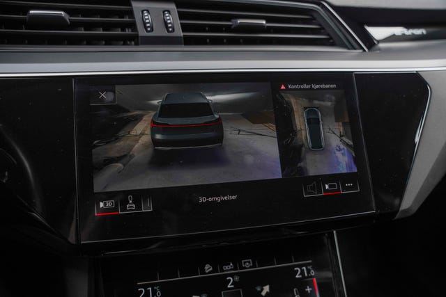2020 AUDI E-TRON - 27