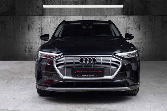 WAUZZZGE7LB035210 2020 AUDI E-TRON-2