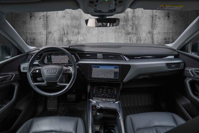2020 AUDI E-TRON - 16