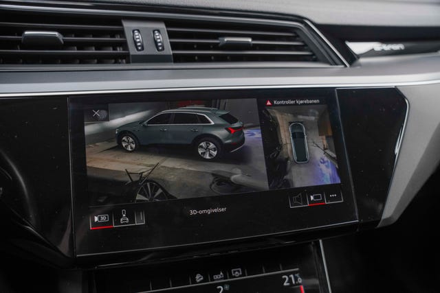 2020 AUDI E-TRON - 28