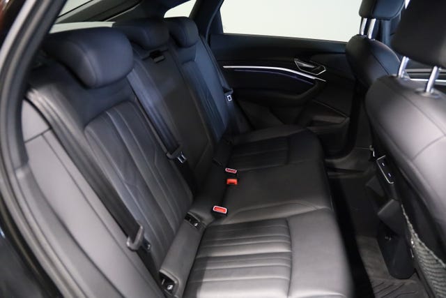 2021 AUDI E-TRON - 12