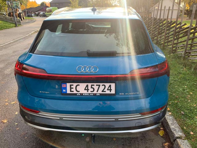 WAUZZZGE0KB004170 2020 AUDI E-TRON-4