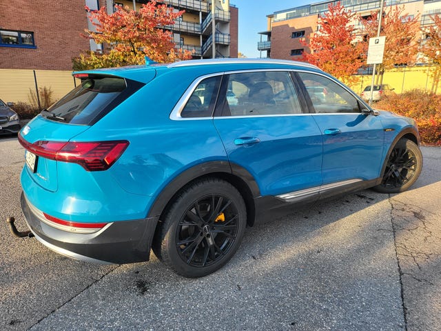 2020 AUDI E-TRON - 43