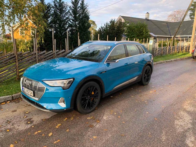 WAUZZZGE0KB004170 2020 AUDI E-TRON-3