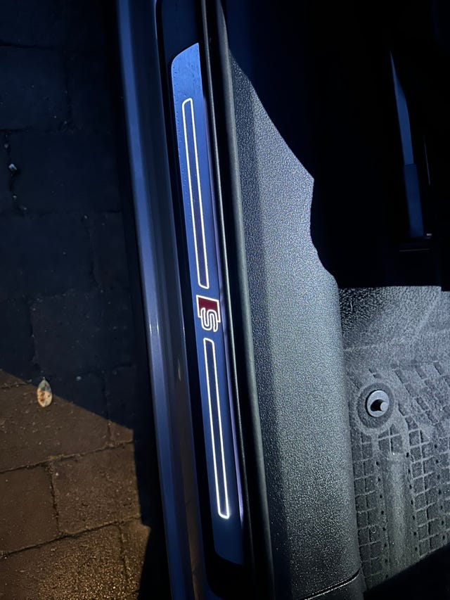 2020 AUDI E-TRON - 19