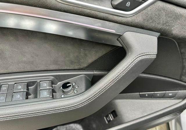 2020 AUDI E-TRON - 20