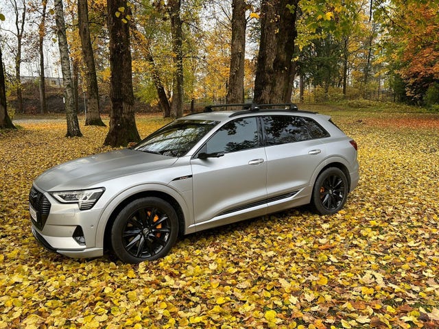 2020 AUDI E-TRON - 9