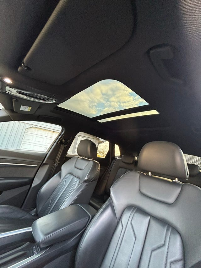 2020 AUDI E-TRON - 39