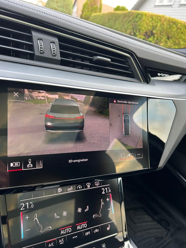 2020 AUDI E-TRON - 57