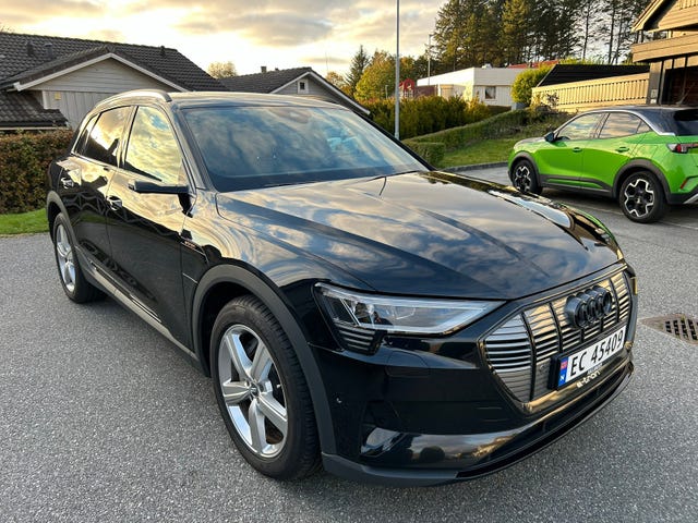 2020 AUDI E-TRON - 24