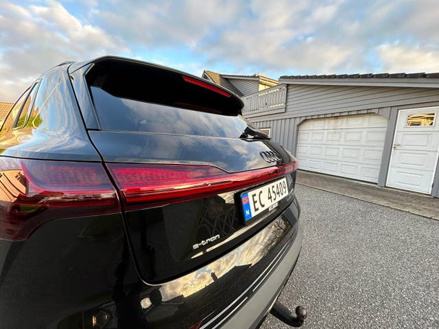 2020 AUDI E-TRON - 12