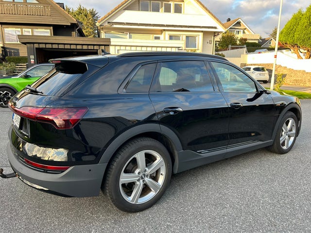2020 AUDI E-TRON - 20