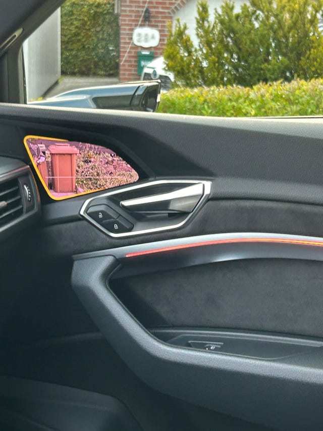 2020 AUDI E-TRON - 59