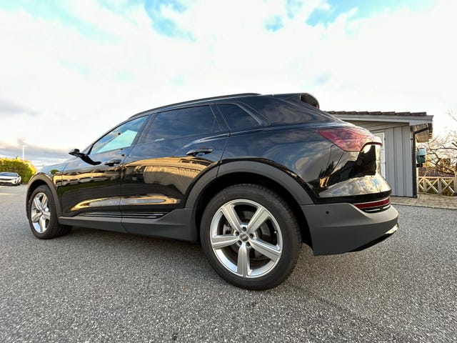 2020 AUDI E-TRON - 15