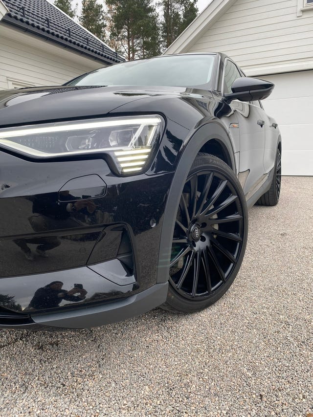 2020 AUDI E-TRON - 31