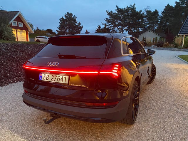 2020 AUDI E-TRON - 8