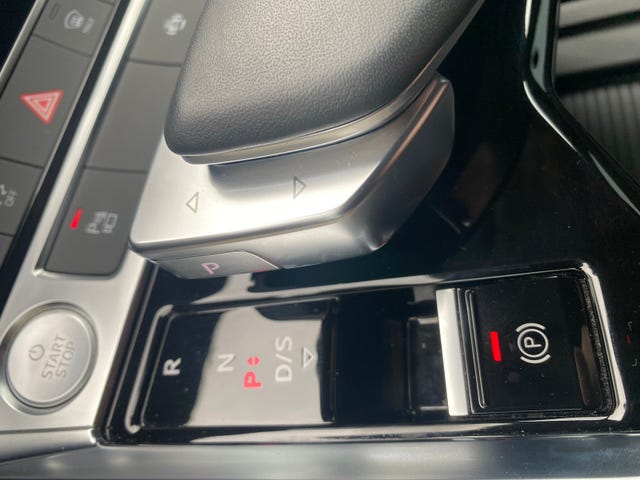 2020 AUDI E-TRON - 23