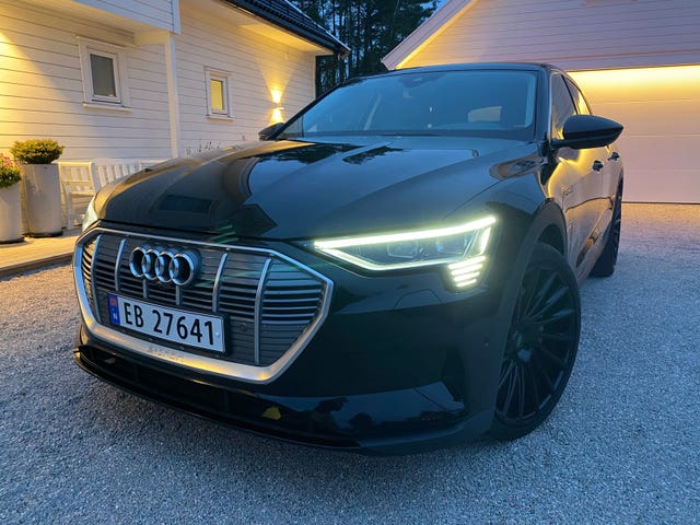 WAUZZZGE6LB010878 2020 AUDI E-TRON-5