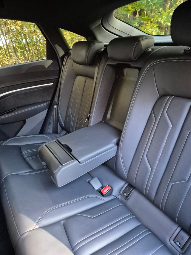 2021 AUDI E-TRON - 29