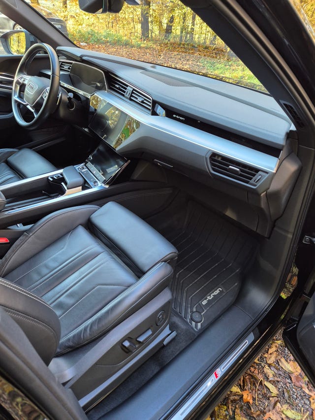2021 AUDI E-TRON - 27
