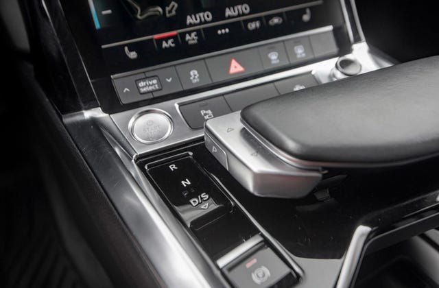 2020 AUDI E-TRON - 13