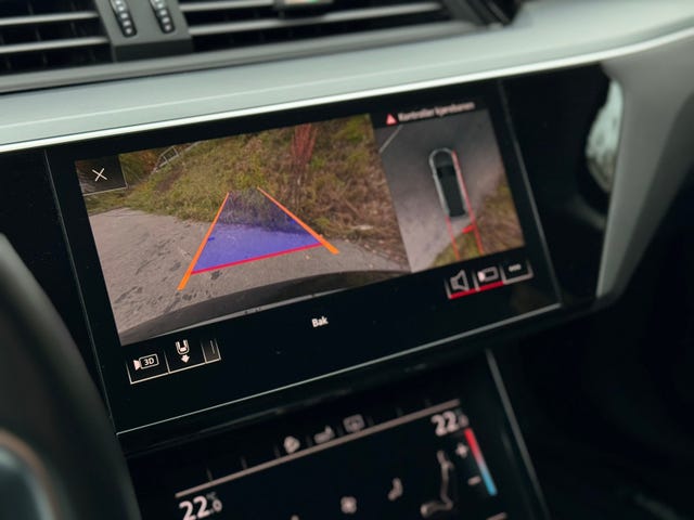 2020 AUDI E-TRON - 17