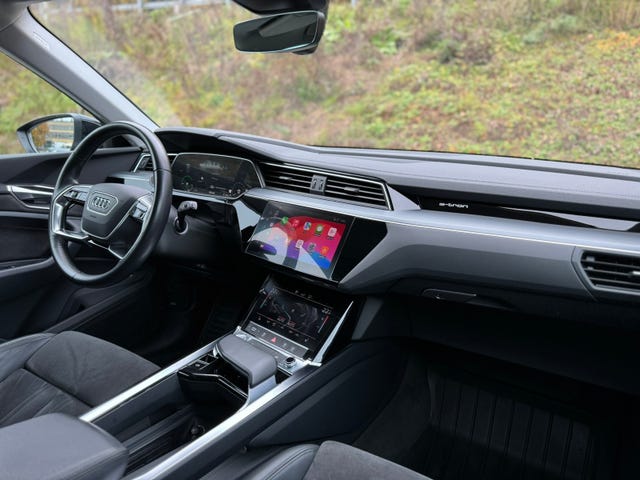 2020 AUDI E-TRON - 21