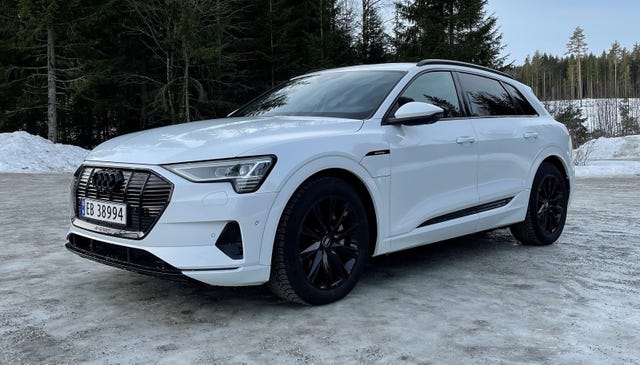 WAUZZZGEXLB024427 2020 AUDI E-TRON-0