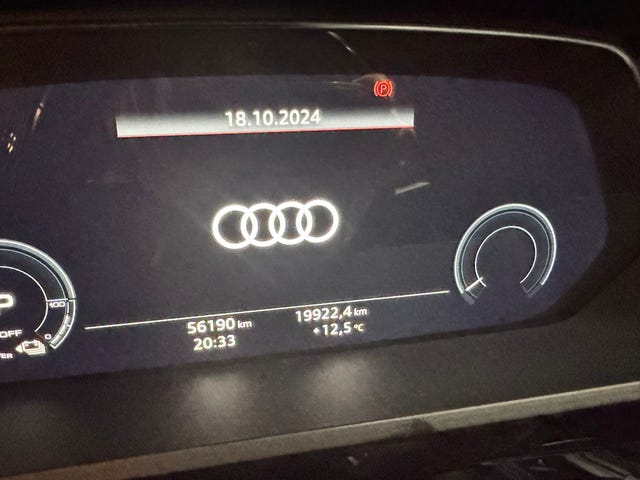 2020 AUDI E-TRON - 36
