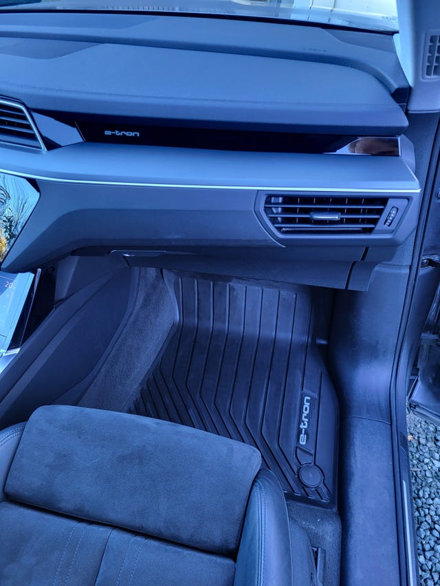 2021 AUDI E-TRON - 18