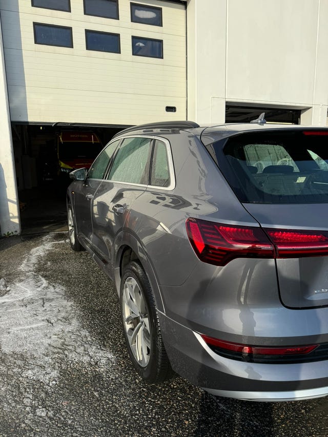 2020 AUDI E-TRON - 23