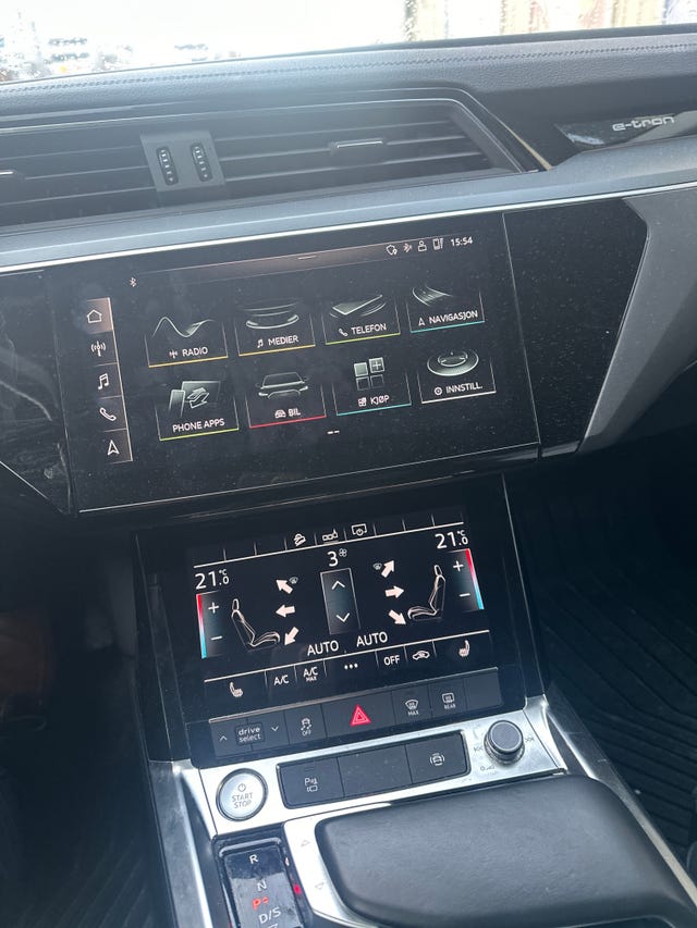 WAUZZZGE5LB026103 2020 AUDI E-TRON-1