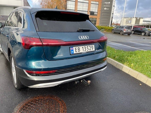 WAUZZZGEXLB008292 2020 AUDI E-TRON-2