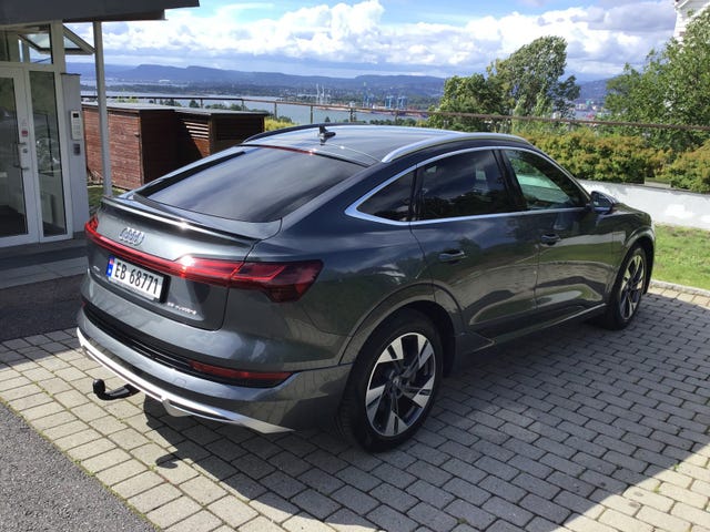 WAUZZZGE8LB037600 2020 AUDI E-TRON-1