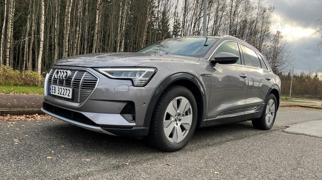 2020 AUDI E-TRON - 9