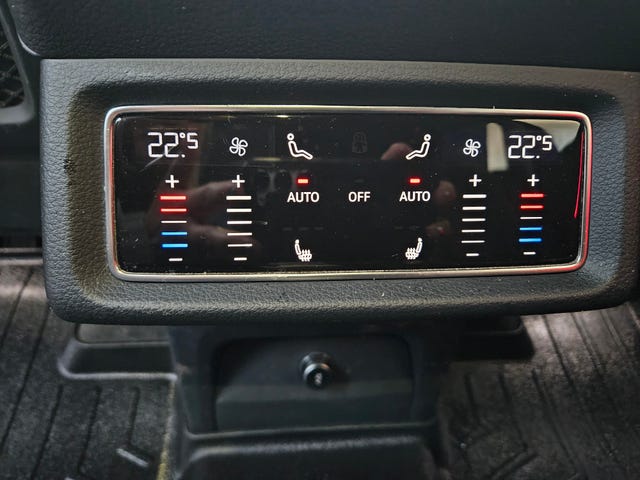2020 AUDI E-TRON - 28