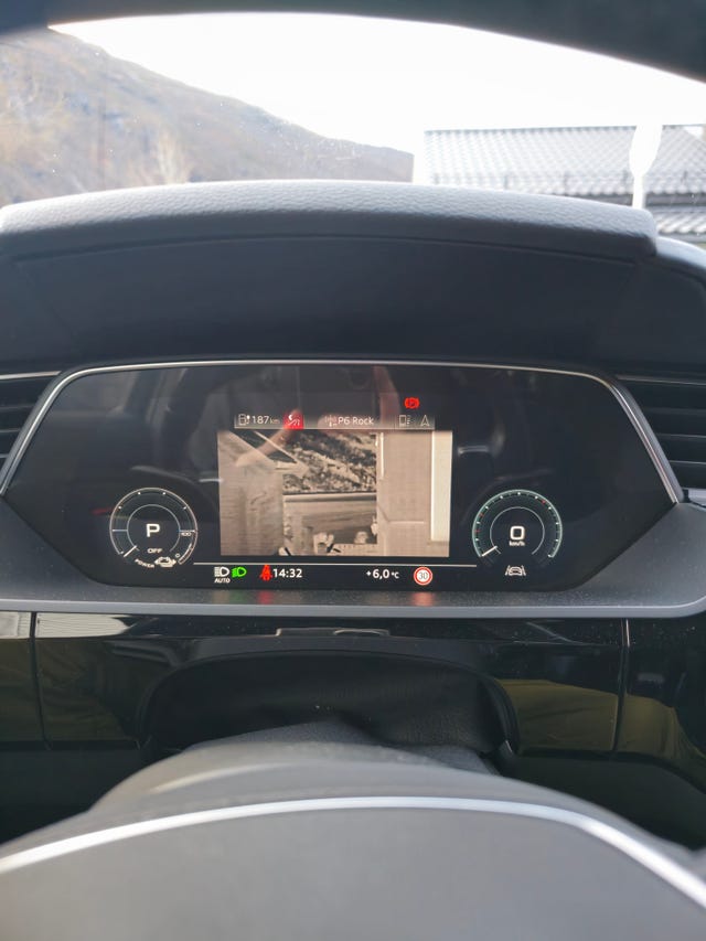 2020 AUDI E-TRON - 17