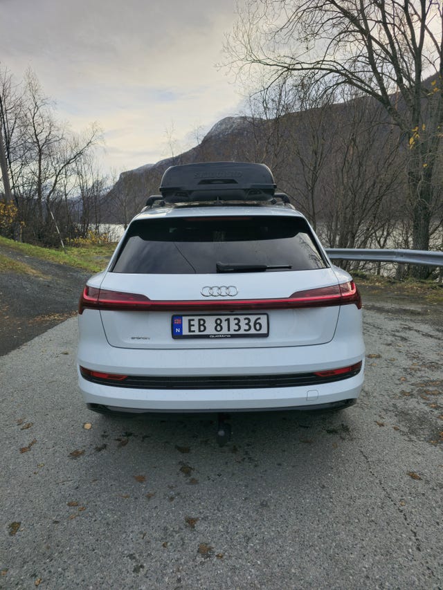 WAUZZZGEXLB018157 2020 AUDI E-TRON-3